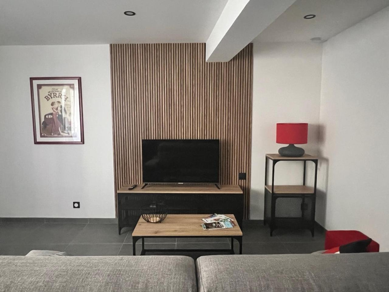 Studio Cosy Pour 2 Personnes A Thuir Apartment Ngoại thất bức ảnh